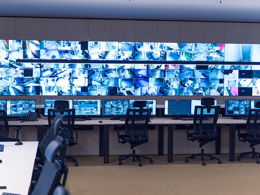 【ホテル・ビル向け】守衛室のモニタリングシステムのトラブルで業務に支障が出る前に