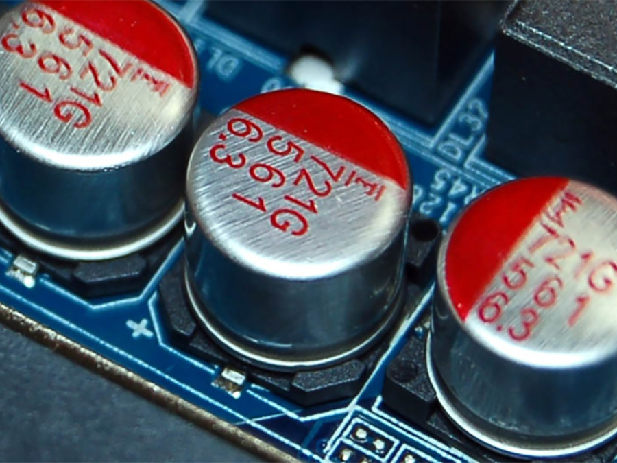 固体コンデンサー