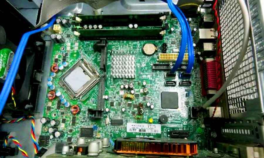 顕微鏡専用PCのマザーボード故障