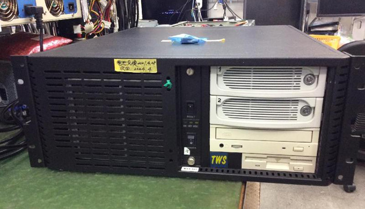 画面表示の乱れやフリーズ