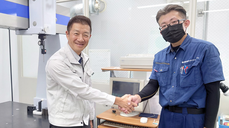 お忙しい中、インタビューへのご協力ありがとうございました
