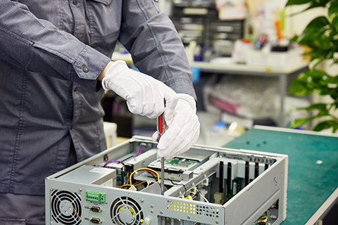 メーカー修理不可の古い産業用PCの修理おまかせください